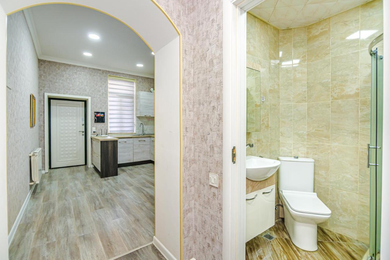 Luxury 2 Room Apartment In The Center Baku Ngoại thất bức ảnh