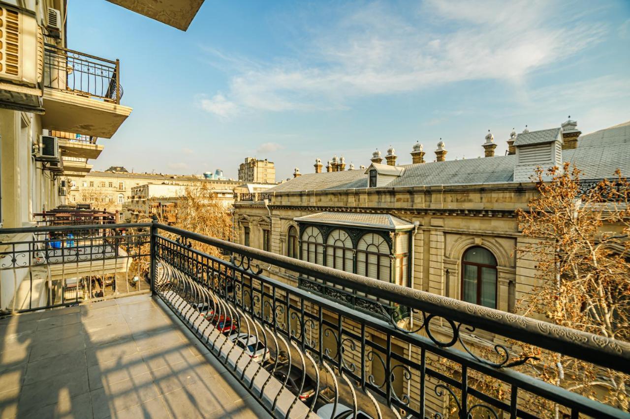 Luxury 2 Room Apartment In The Center Baku Ngoại thất bức ảnh