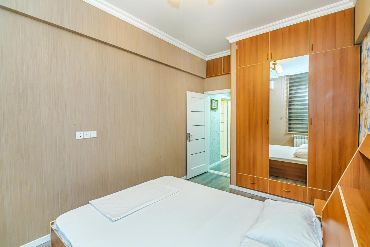 Luxury 2 Room Apartment In The Center Baku Ngoại thất bức ảnh
