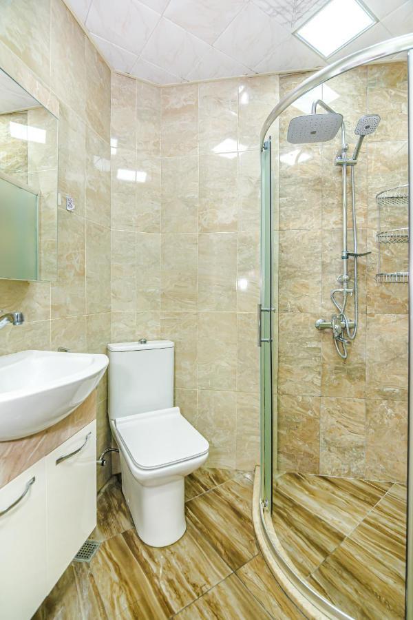 Luxury 2 Room Apartment In The Center Baku Ngoại thất bức ảnh