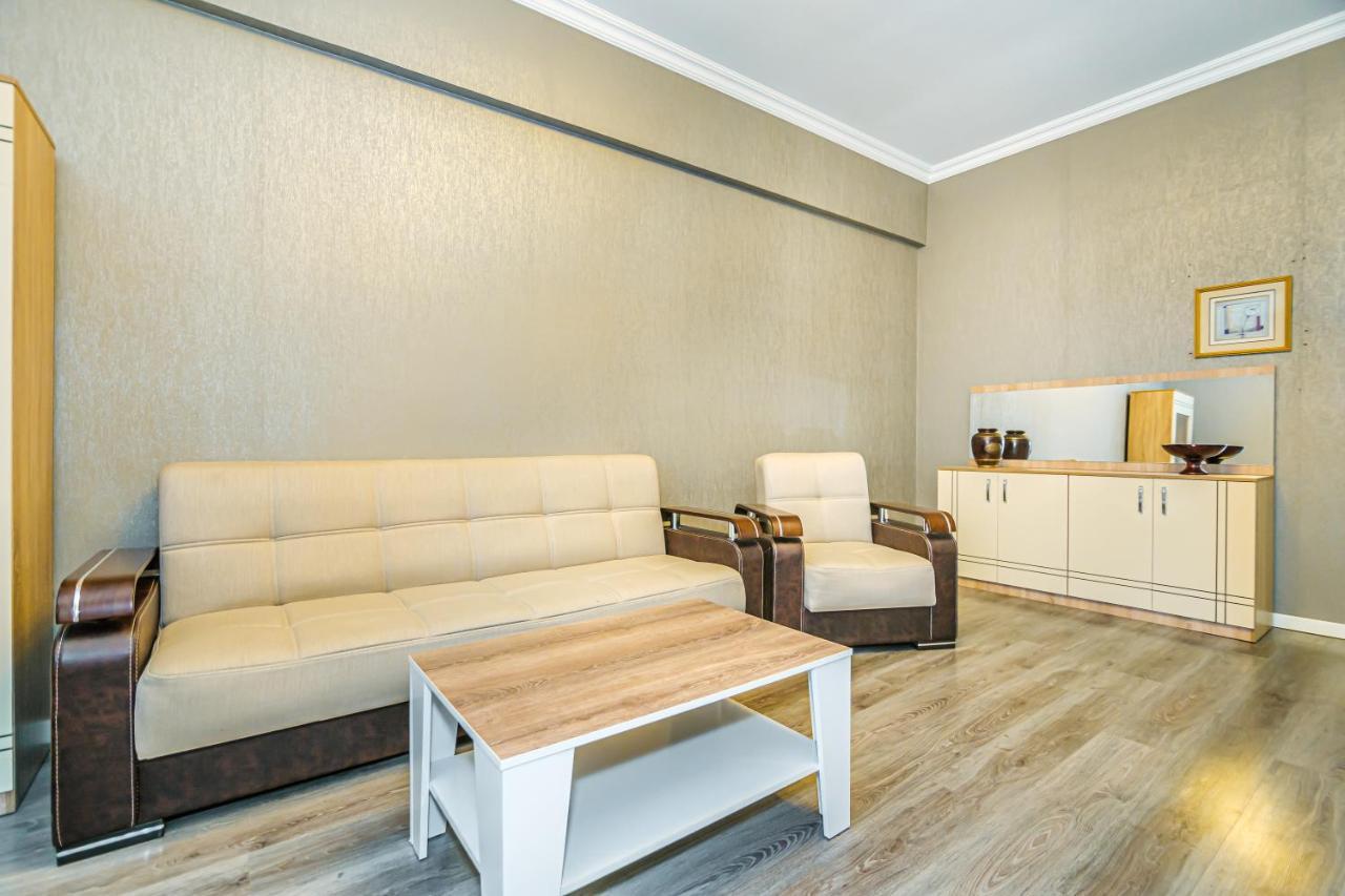 Luxury 2 Room Apartment In The Center Baku Ngoại thất bức ảnh